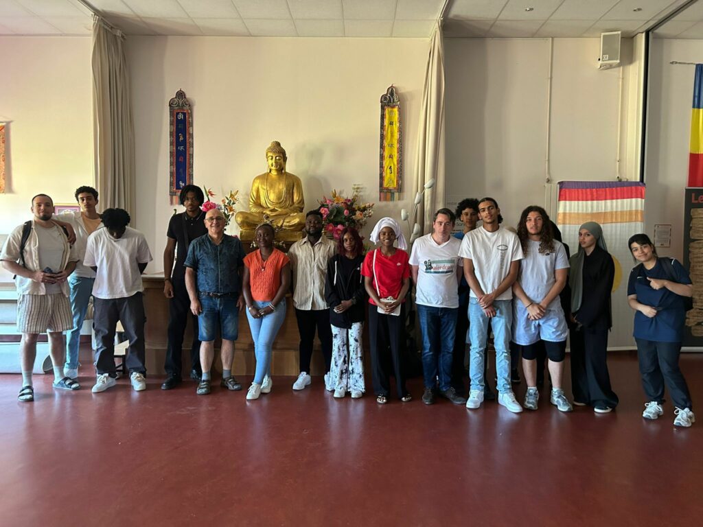 Découverte des lieux de culte et échanges sur le fait religieux